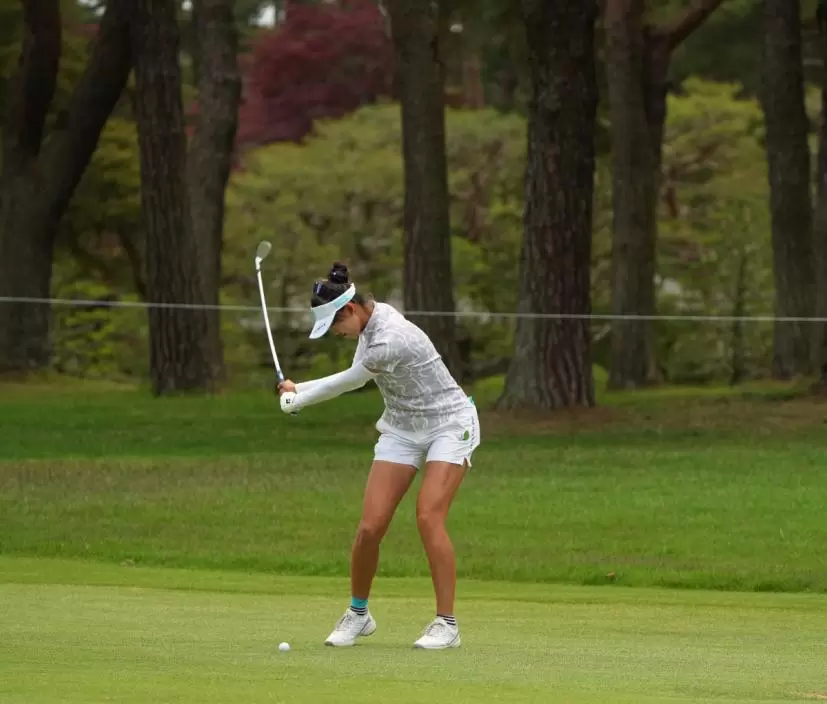 馬場咲希のダウンスイング①