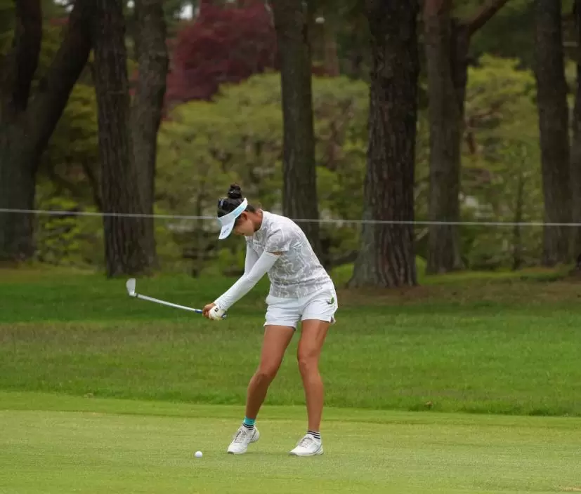 馬場咲希のダウンスイング②
