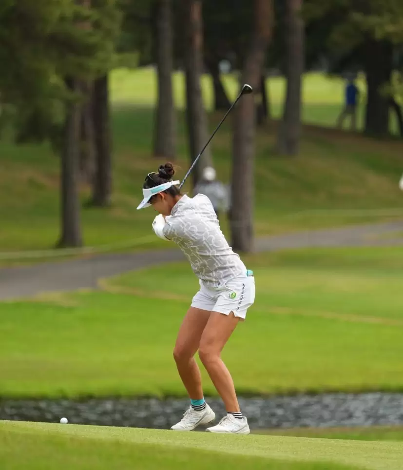 馬場咲希のダウンスイング①