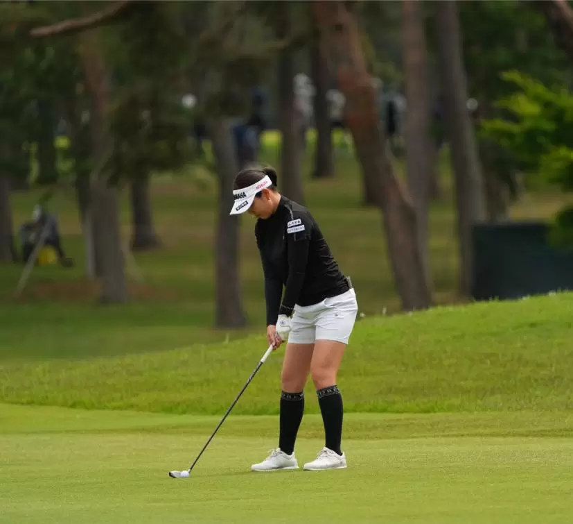 福田真未のユーティリティスイング