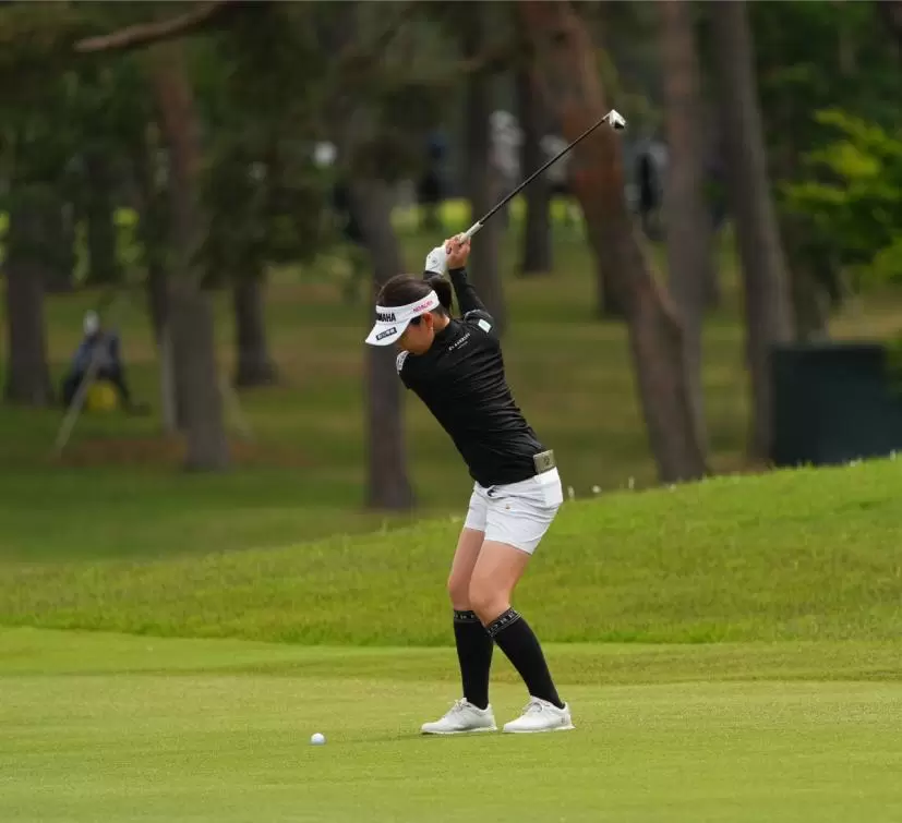 福田真未のユーティリティスイング