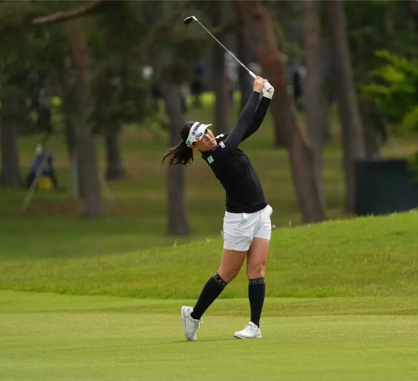 福田真未のユーティリティスイング