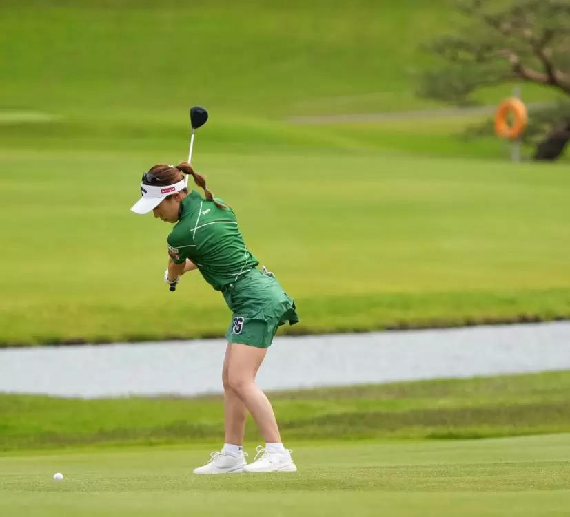 木村彩子のフェアウェイウッドスイング