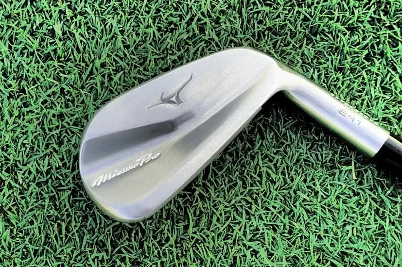 Mizuno Pro 241