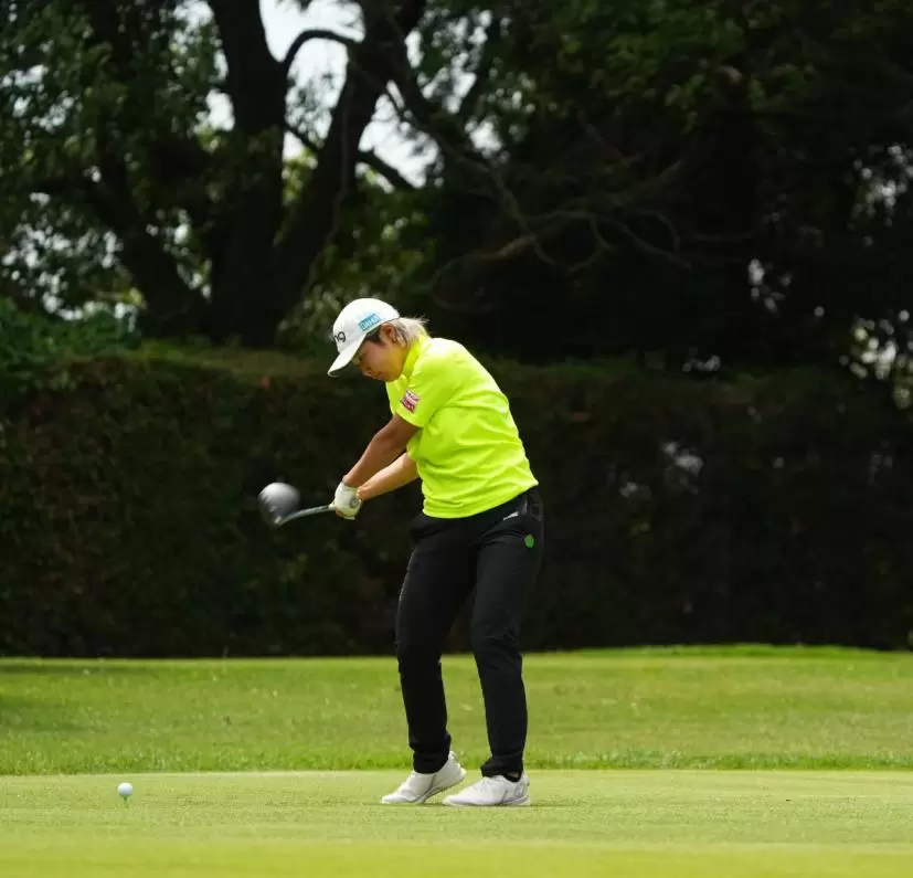 宮澤美咲ドライバースイング