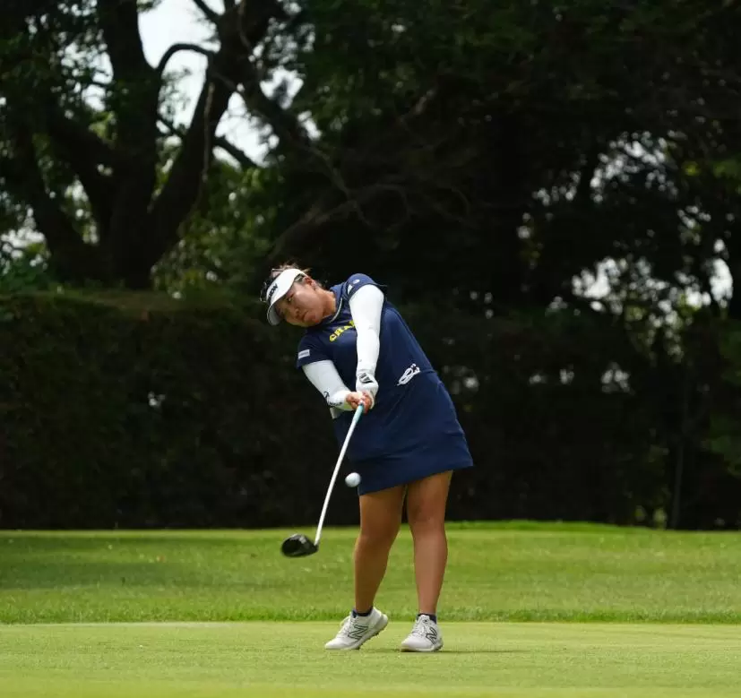 仁井優花のドライバースイング