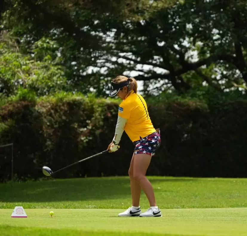 桑木志帆のドライバースイング