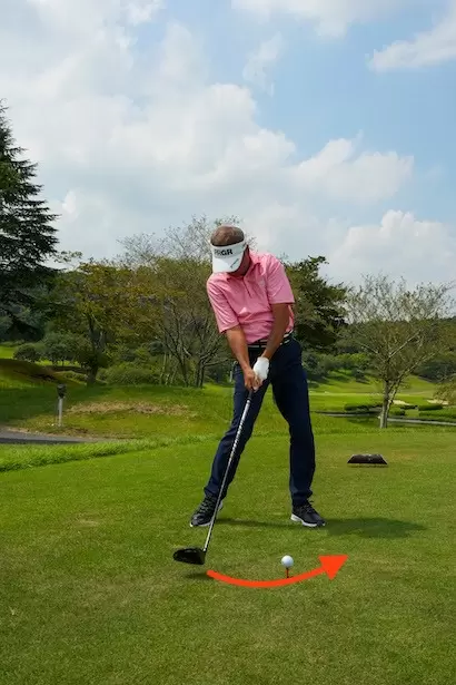 カット軌道,スイング