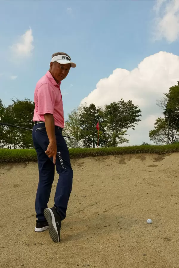 北野正之,バンカーショット,右カカトを上げながら振ること