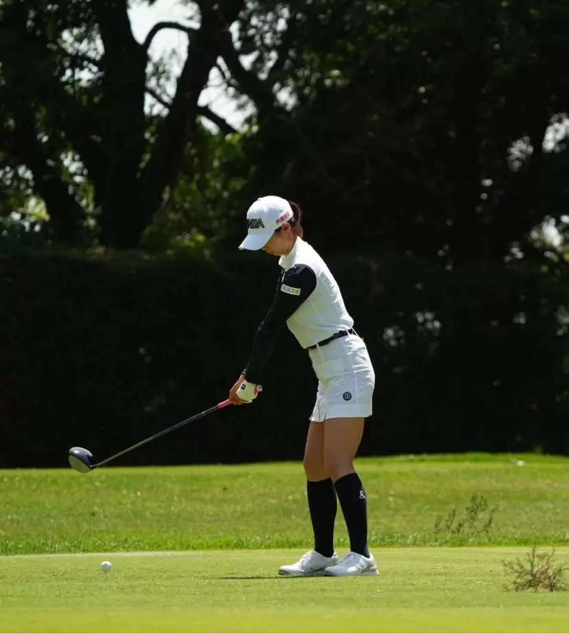 金澤志奈のドライバースイング