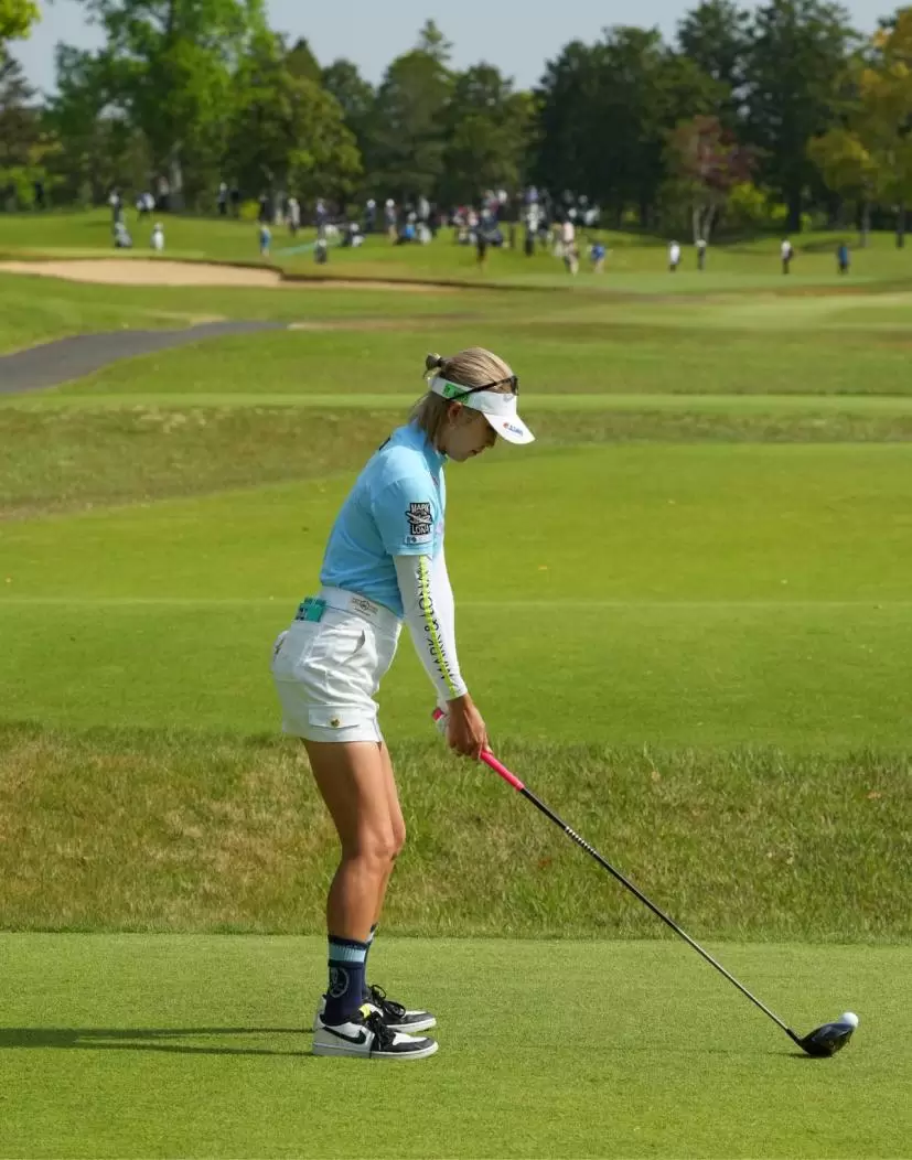 金田久美子のドライバースイング