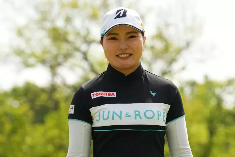 高橋彩華のパッティングストローク