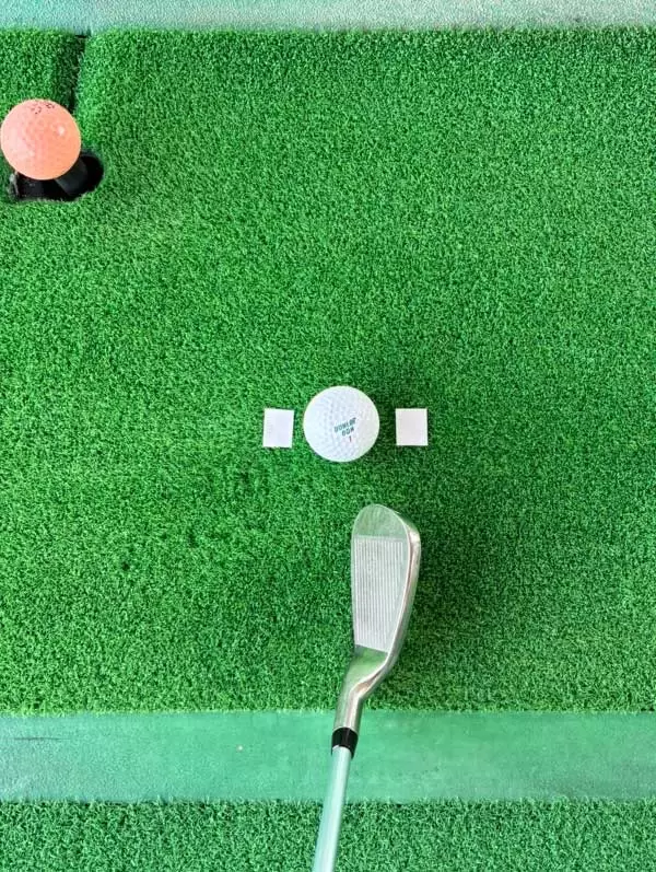 ゴルフボール,ダフリ防止のドリル
