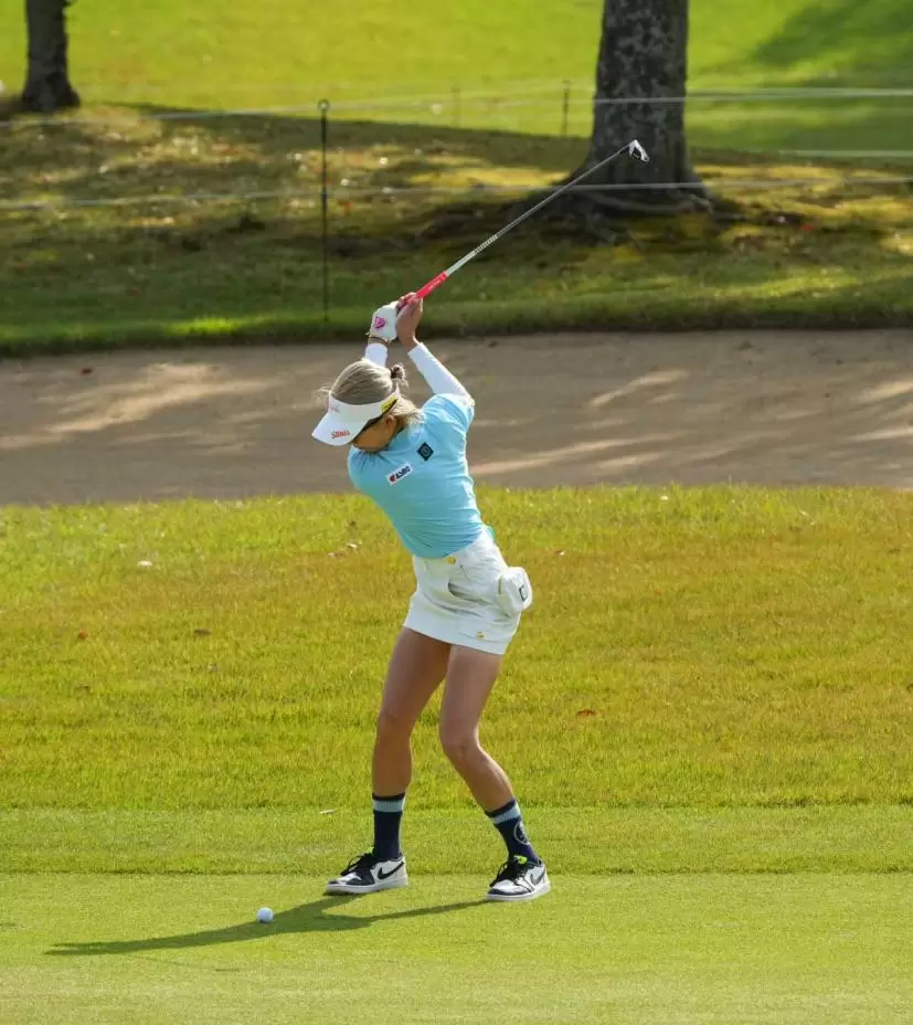 金田久美子のユーティリティスイング