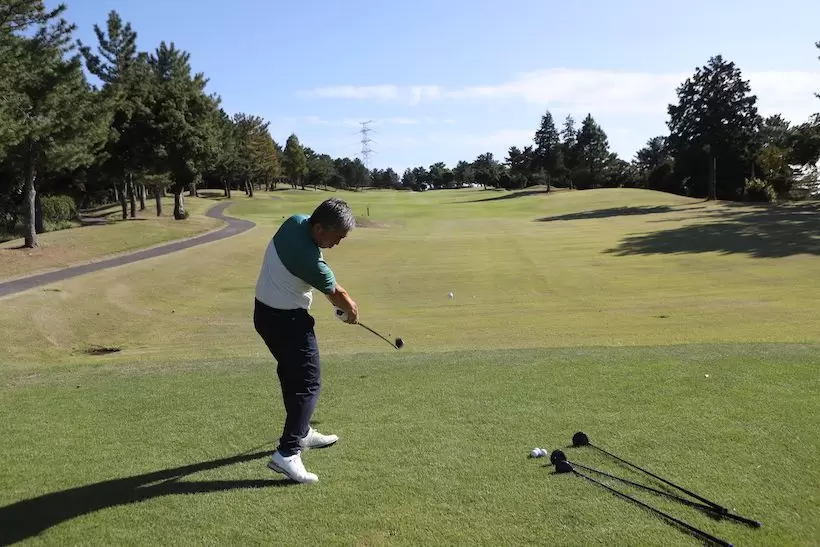 石井良介,ゴルフ場,ティショット