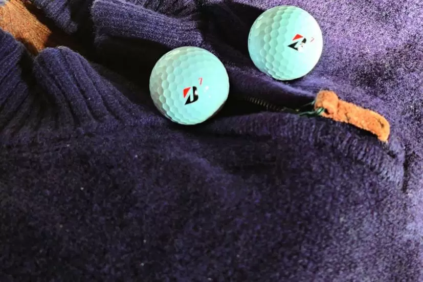 冬服,ゴルフボール