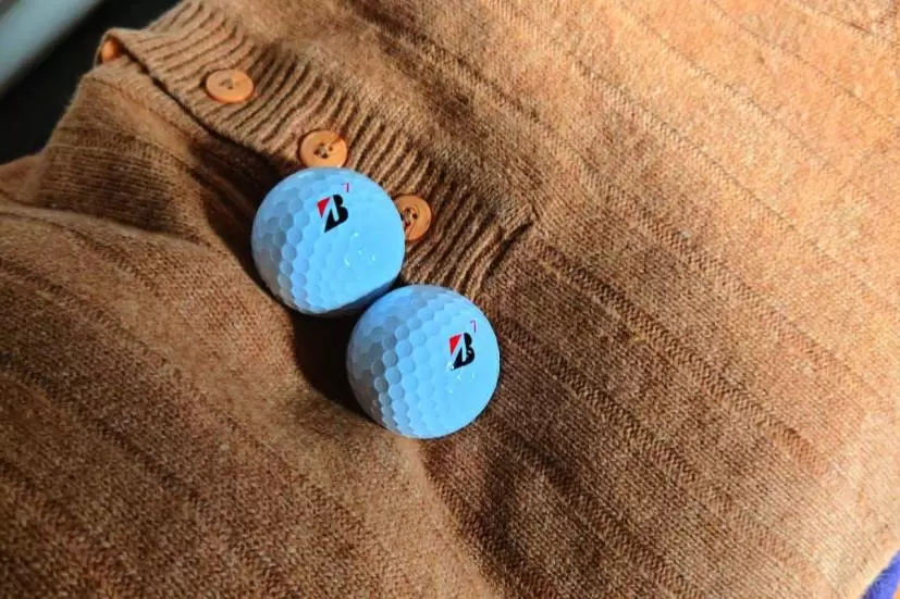 冬服,ゴルフボール