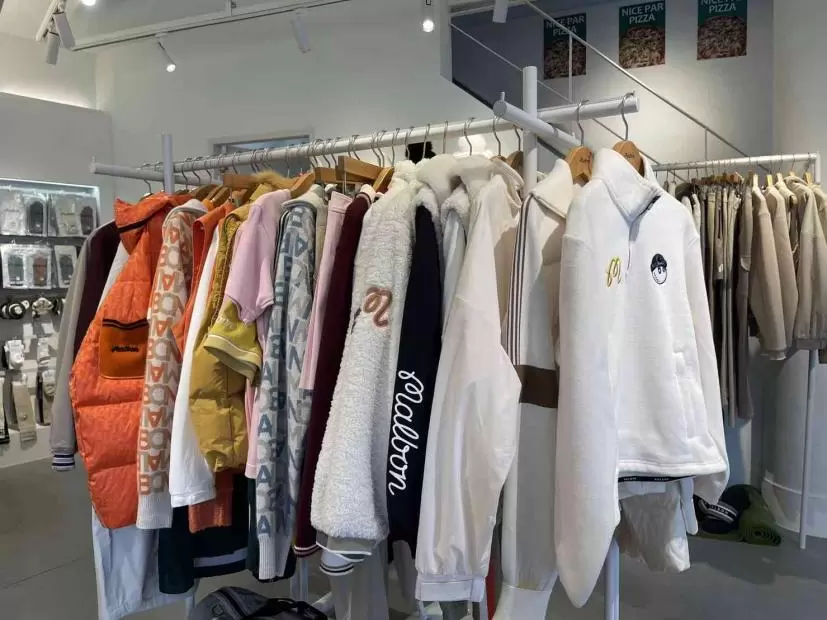 韓国ゴルフウェア