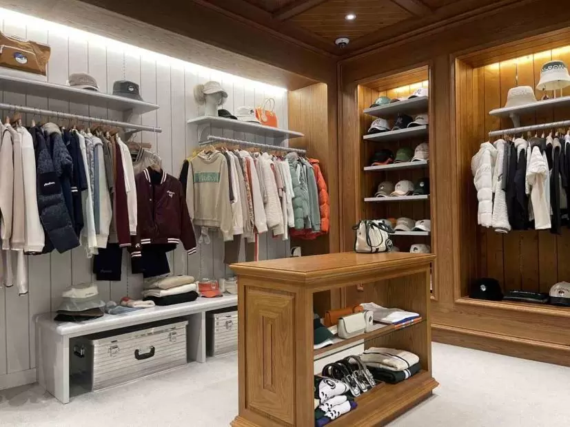 韓国ゴルフウェア