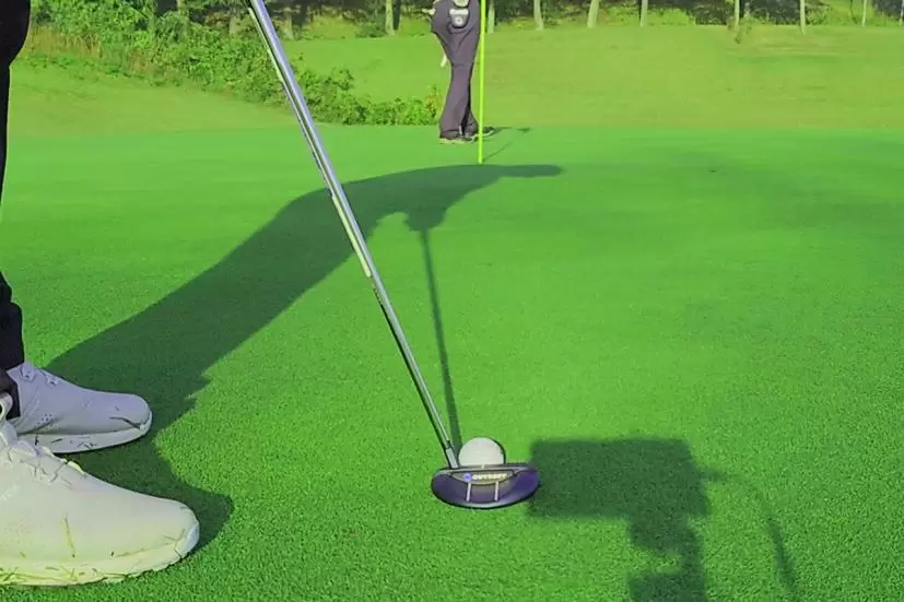 Ai-ONE ROSSIE S パター