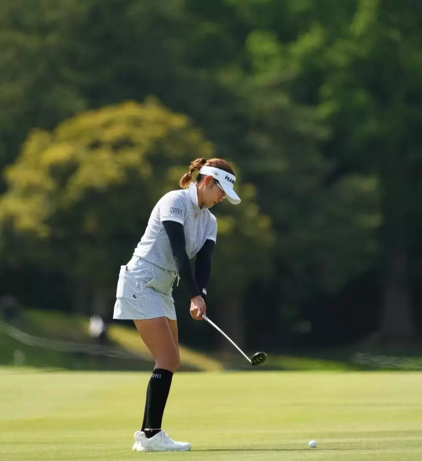 原英莉花のユーティリティスイング