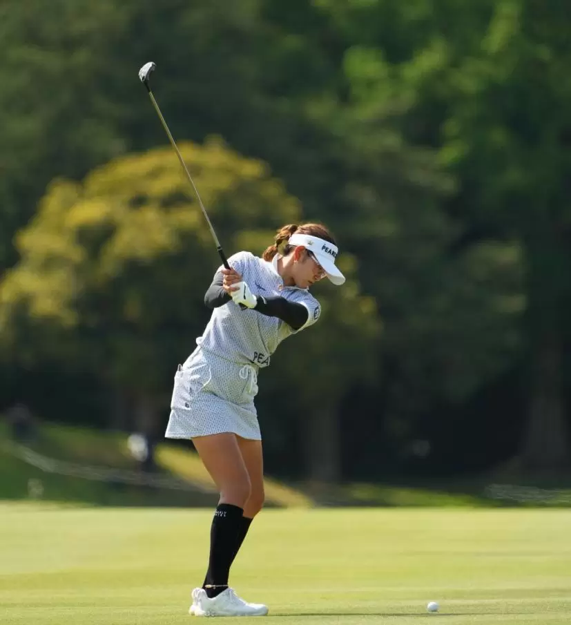 原英莉花のユーティリティスイング