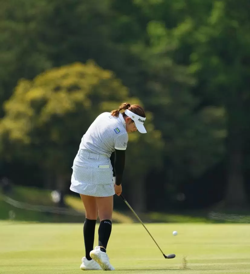 原英莉花のユーティリティスイング
