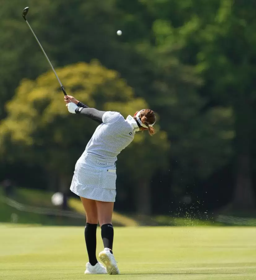 原英莉花のユーティリティスイング