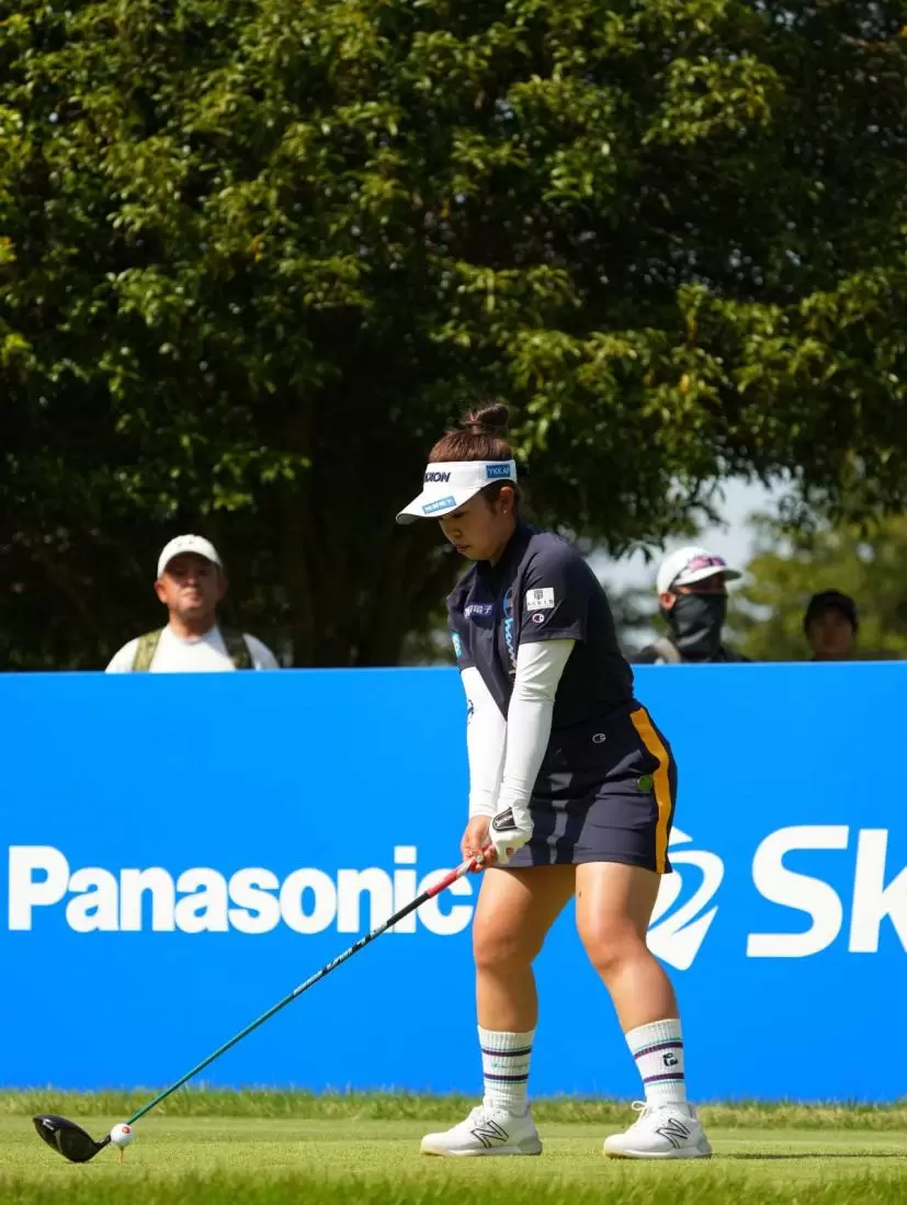 山下美夢有のドライバースイング