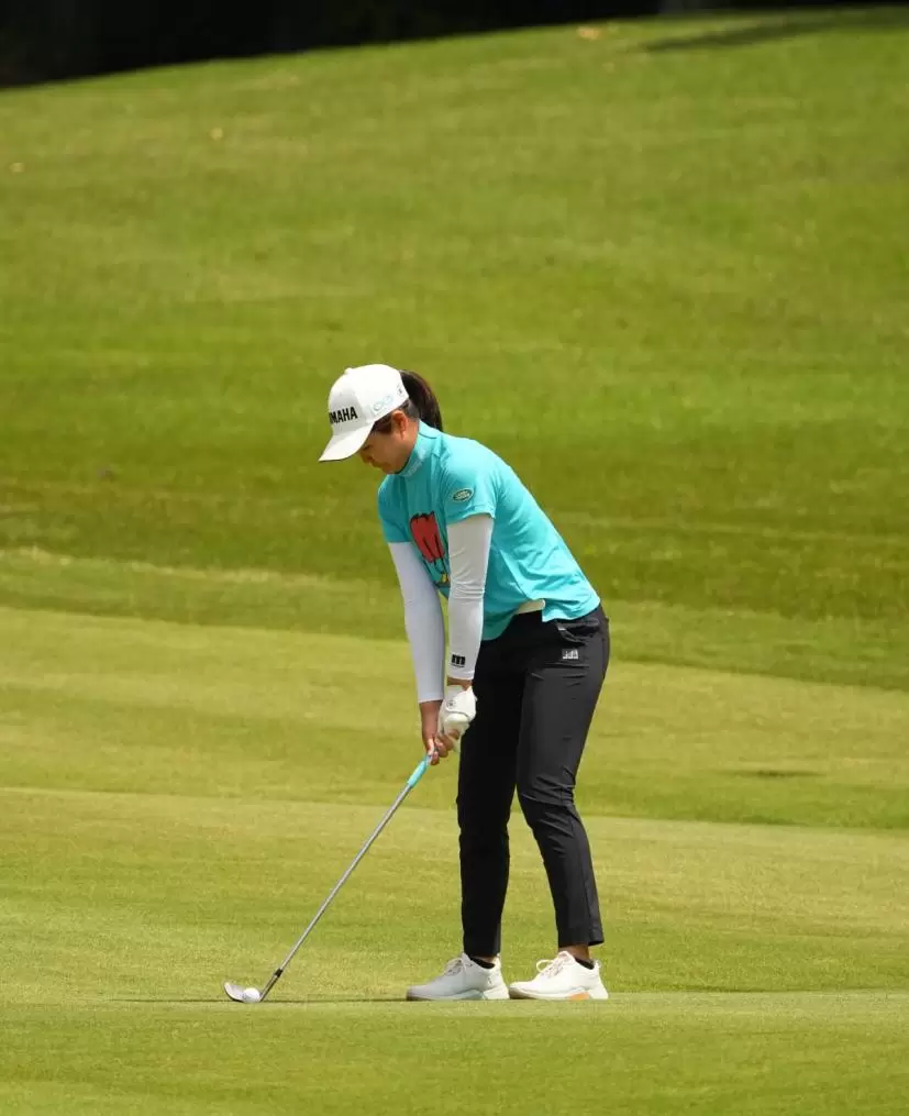 神谷そらのアイアンスイング