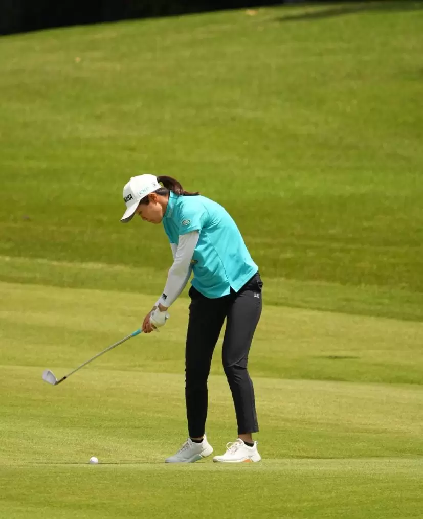 神谷そらのアイアンスイング