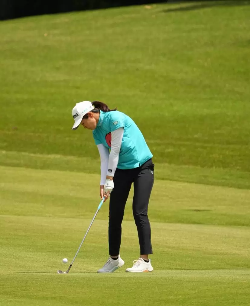 神谷そらのアイアンスイング