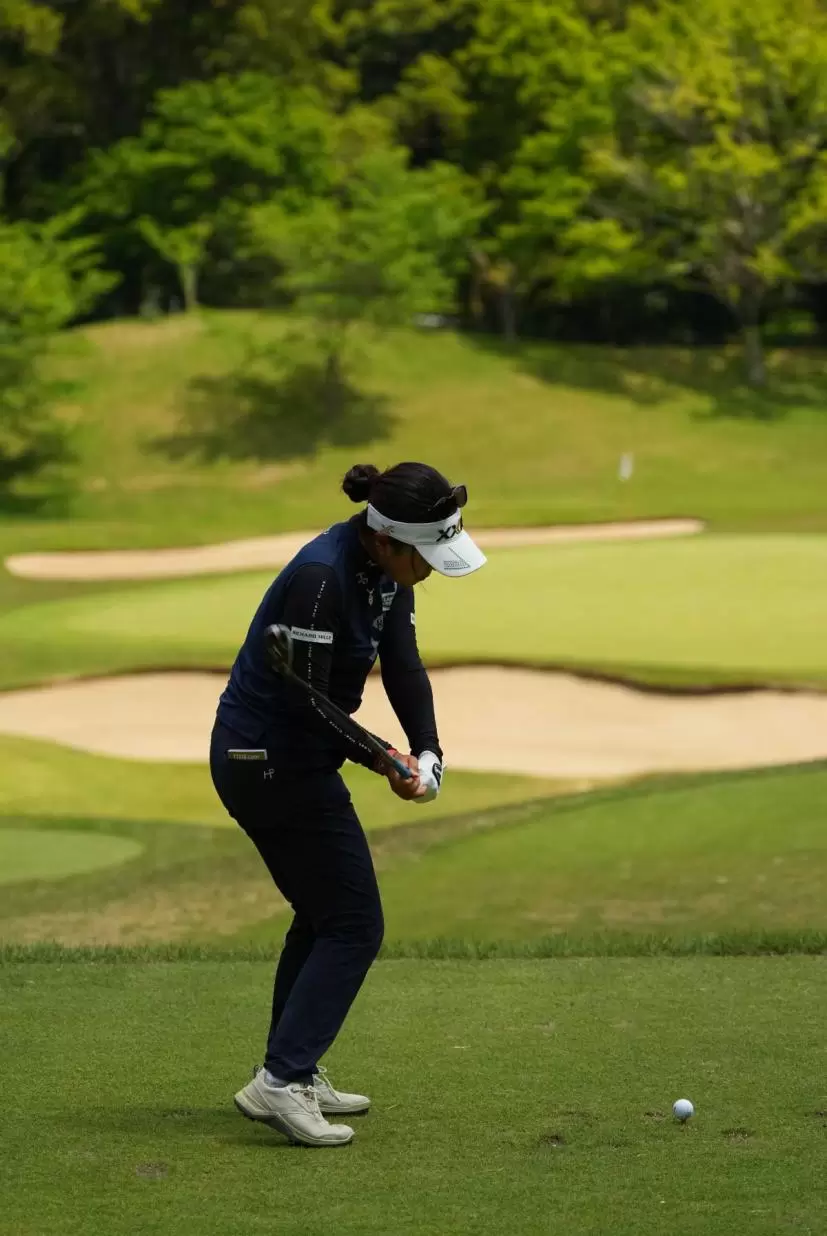 青木瀬令奈のフェアウェイウッドスイング