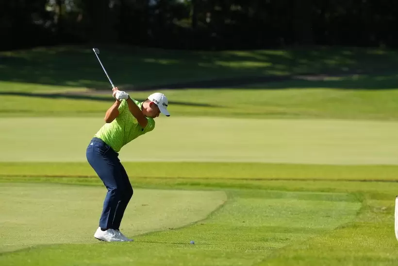 コリン,モリカワ,アイアン