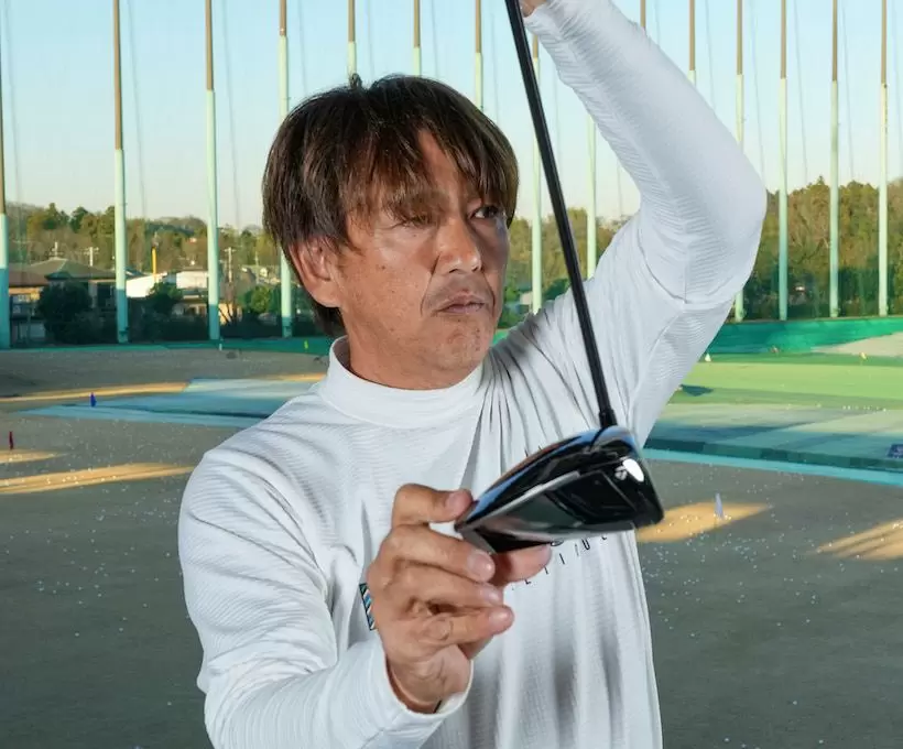 鹿又芳典,Qi10 MAX