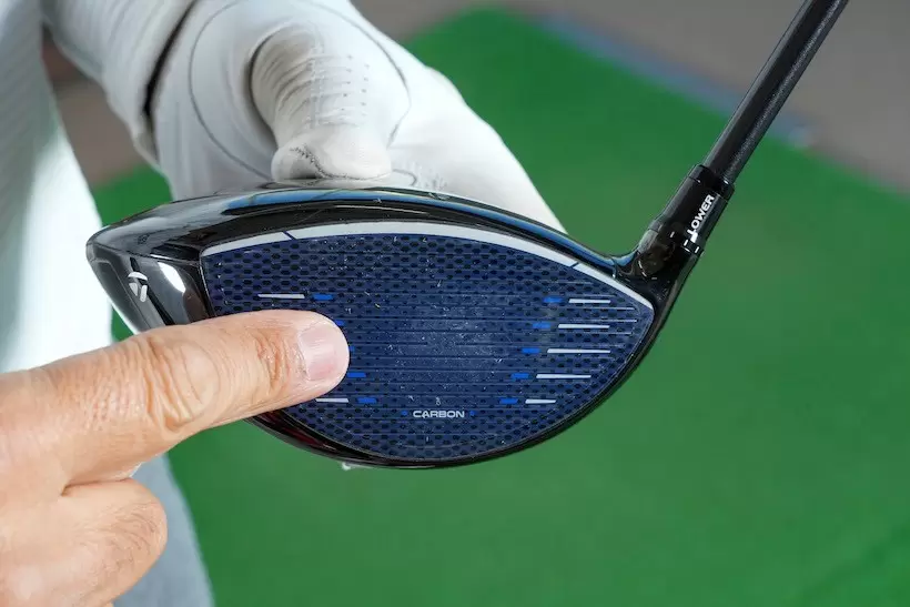 Qi10 MAX,フェース