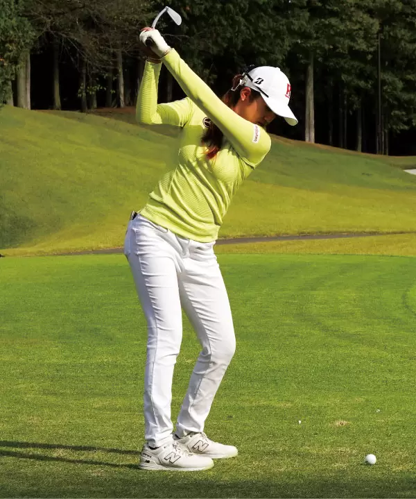 稲見萌寧のスイング