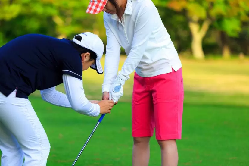 ゴルフフォーム,ゴルフスクール