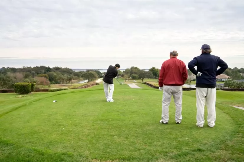 ティーイングエリア,ティショット