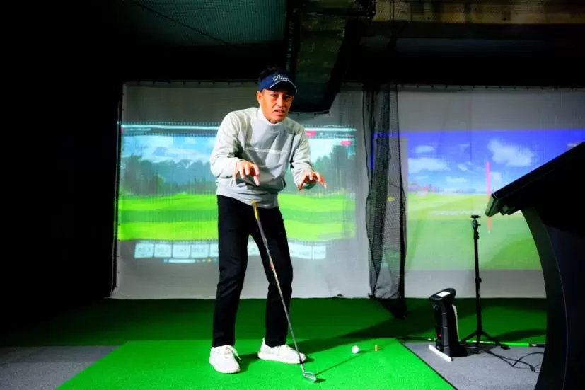 下半身は使わず、足の指で地面をつかんでいるイメージ。