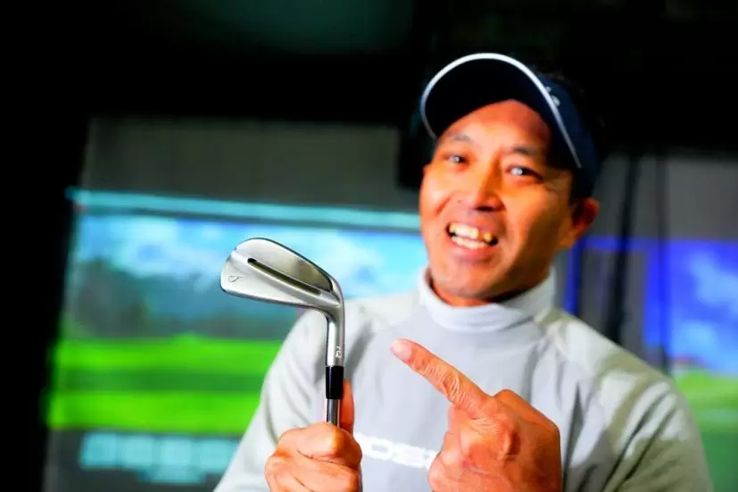 今回は7番アイアンを使って練習!