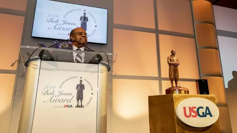 ゴルフの成長、イメージを永続的に変えた人に与えられる栄誉。それが「ボブ・ジョーンズ賞」