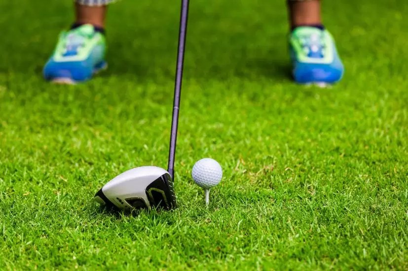 ゴルフ,ボール位置