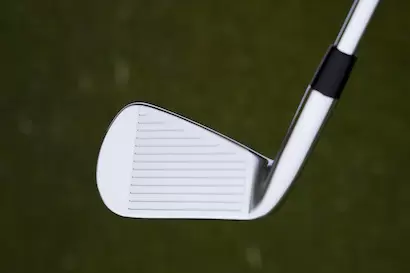 X フォージド アイアン