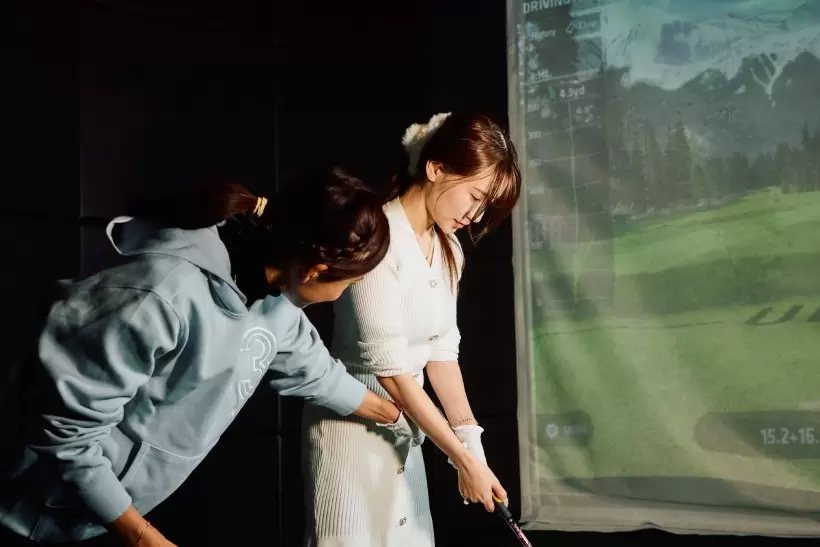 ゴルフ女子,アディダスゴルフ