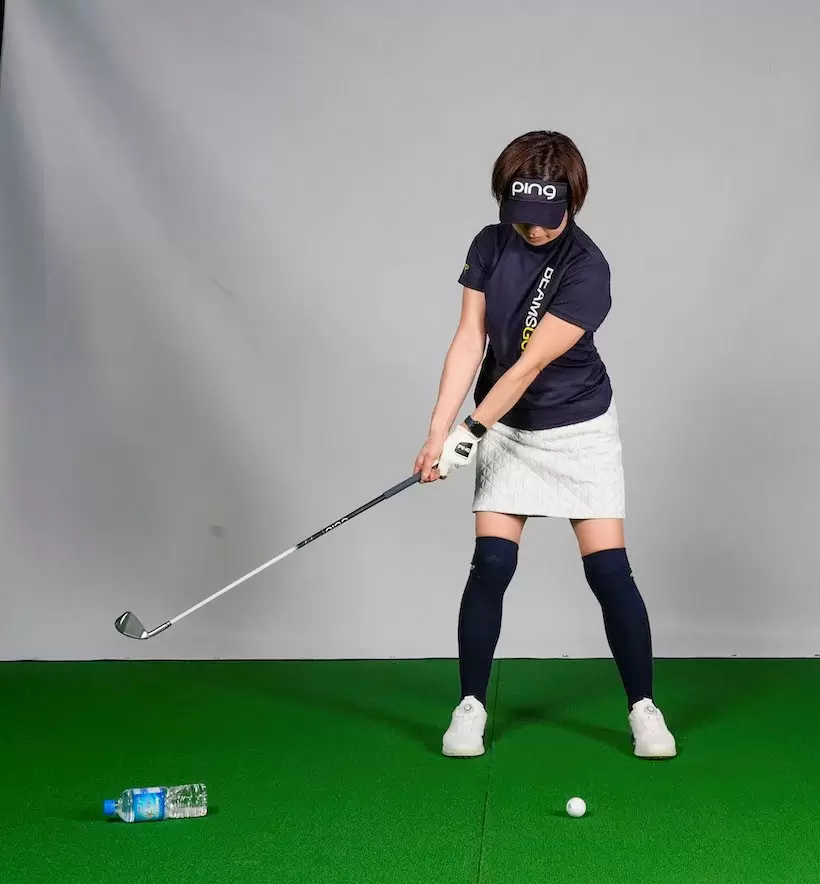 “ペットボトルドリル”をやれば誰でも胸が回るようになる