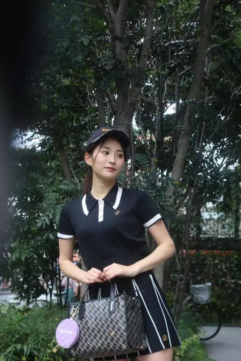 レザレクション,ゴルフウェア,ゴルフ女子,コラボウェア