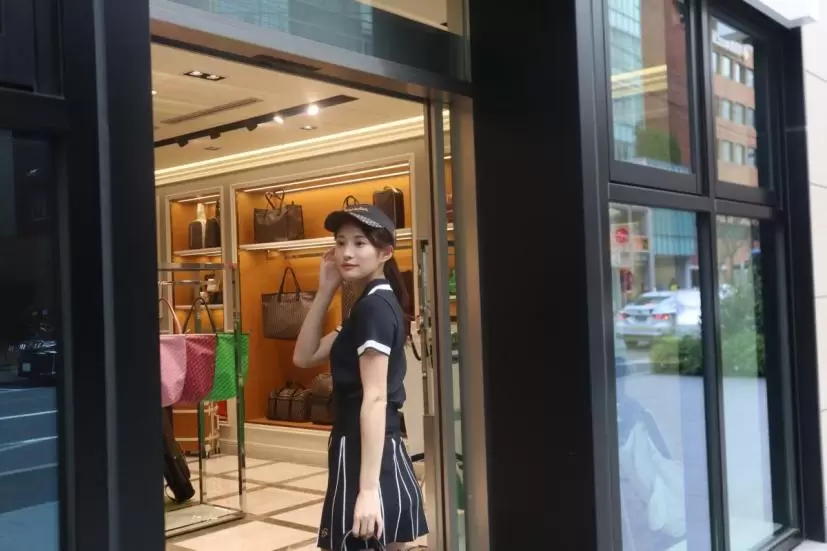 レザレクション,ゴルフウェア,ゴルフ女子,ショッピング