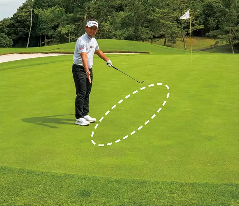 ボールの落とし場所はグリーンエッジから1～5メートル先が目安。距離が足りずにカラーやラフに落ちると大きなミスになるので、ギリギリを狙わずに保険をかけることが大事。