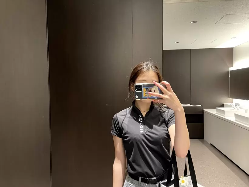 ゴルフ女子,レディスウェア,ブリヂストン